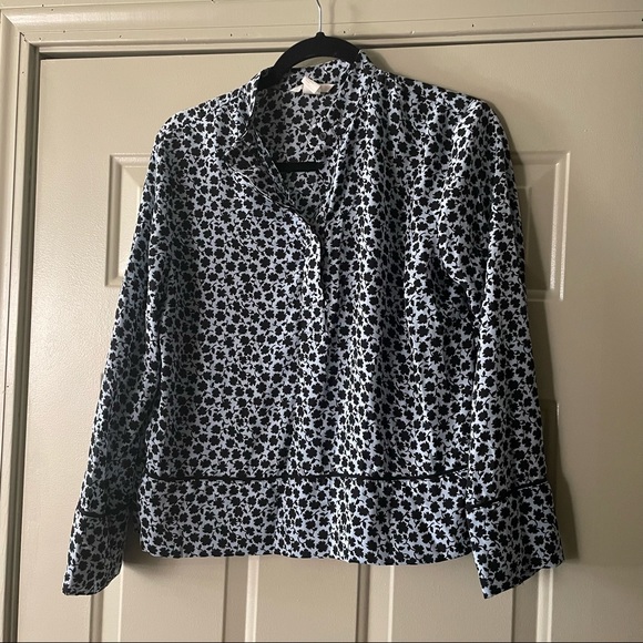 H&M silk blouse with floral print - Picture 2 of 4